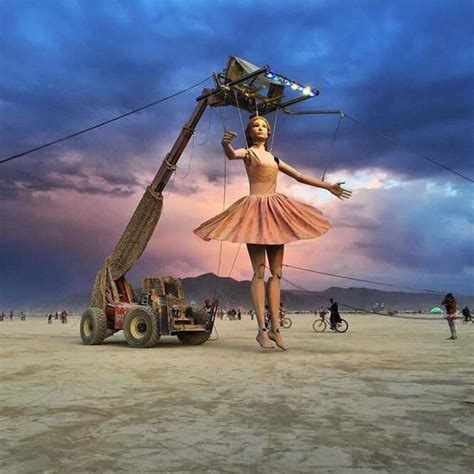 fotos magníficas do festival Burning Man
