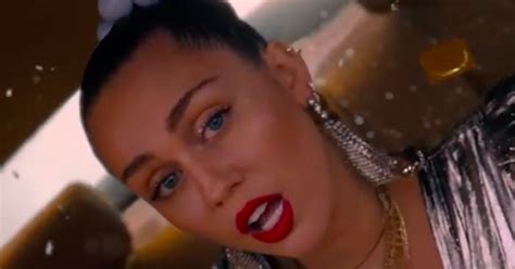 miley cyrus s music video for “nothing breaks like a heart” has so much cool stuff in it 247