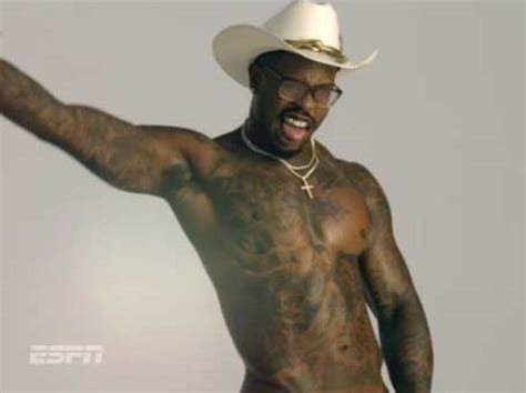 Von Miller Is A Naked Patriotic Cowboy In The Espn Body Issue News Com