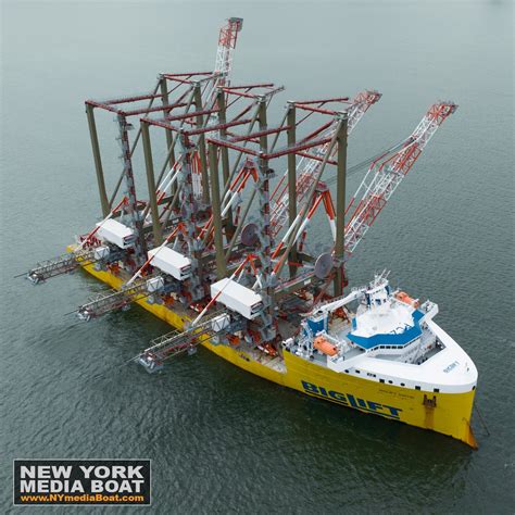 Megamax Cranes Arrive New York — New York Media Boat Manhattan Harbor Sightseeing Tours