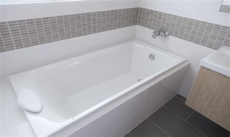 What To Know Before Replacing Your Bathtub Motivirus