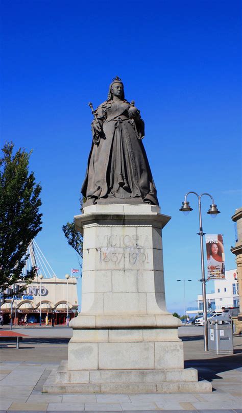 Queen Victoria Statue Russell Lambert Flickr