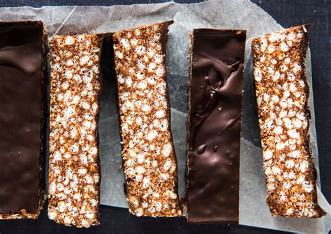 Quick And Easy Chocolate Crackle Slice ~ Wholefood Simply Chocolate