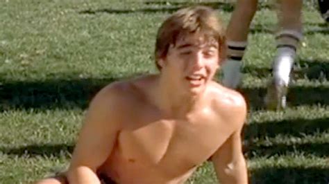 See an archive of all tom cruise stories published on the new york media network, which includes tom cruise and elon musk's spacex are on a mission: Welch Ironie: Junger Tom Cruise in "Endless Love ...