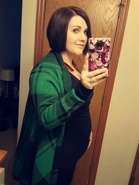 Friday Bump Pic And Info Thread If Your Belly Is In The Picture It