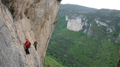 4 jours de stage escalade en grandes voies dans les gorges du tarn et de la jonte sur les plus belles falaises des causses et des cévennes. Rock-Ice-Snow le Blog: Escalade entre gorges de la Jonte ...