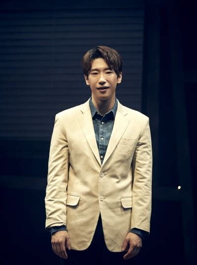 May 16, 2021 · 반면 그동안 잠재후보군으로 거론됐던 임종석 전 대통령비서실장과 이인영 통일부 장관, 유시민 전 보건복지부 장관 그리고 김경수 경남지사, 최문순 강원지사 등은 대권 레이스에서 멀어졌다는 게 당 안팎의 평가다. ET-ENT 인터뷰 뮤지컬배우 김경수! 원칙과 진정성으로 관객을 ...