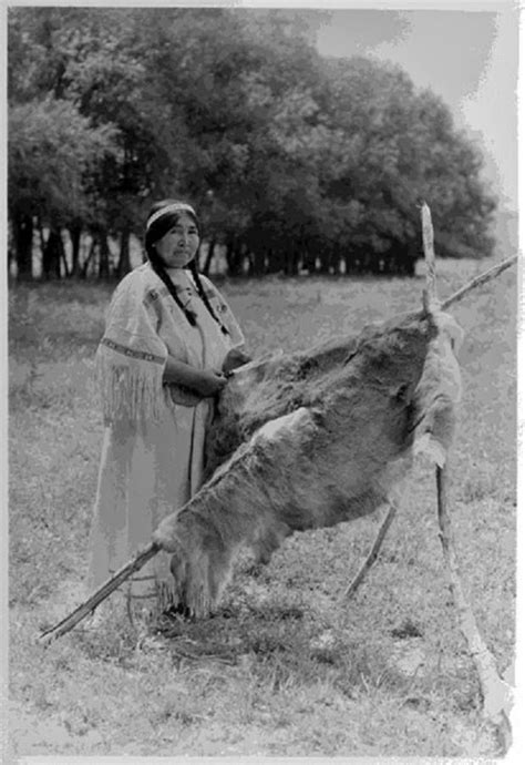 Shoshone Woman Circa 1930 Native American Peoples Walk In The Spirit Native American Culture