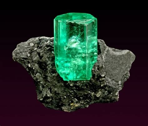 Learning Geology Emerald