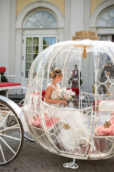 La redoute online geschäft, lieferung und rücksendung gratis gemäss konditionen. Prinzessinnen Hochzeit wie im Märchen in der La Redoute Bonn