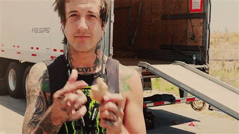 austin carlile of mice and men of mice and men austin carlile musical band