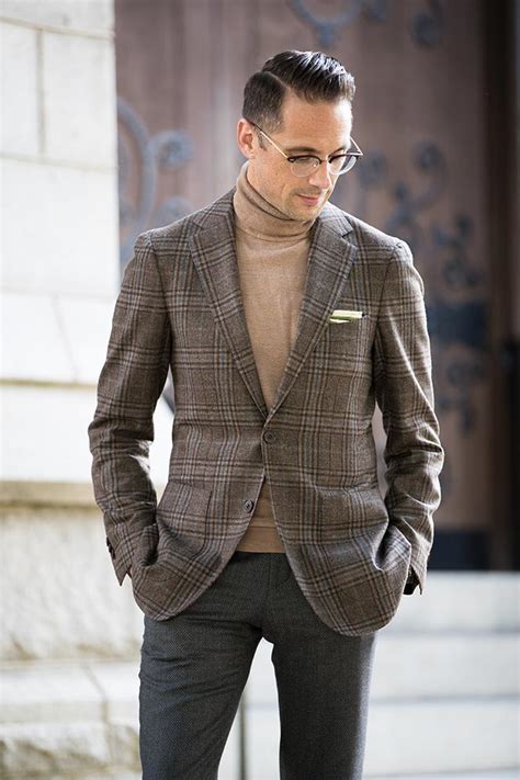 1*pair of shoes(packing in the canvas. Why A Turtleneck Works As Business Casual Attire - He ...
