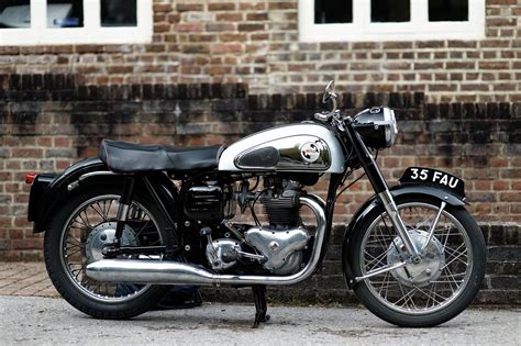 Motorcycle models list offers reviews, history, photos, features, prices, resources, news bridging the gap between motoring ingenuity and excellent styles, motorcycles from this brand definitely. Motorcycle - Wikipedia