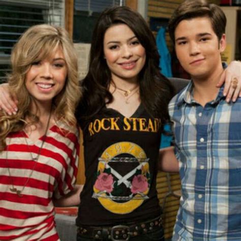 About Icarly 2 Amino