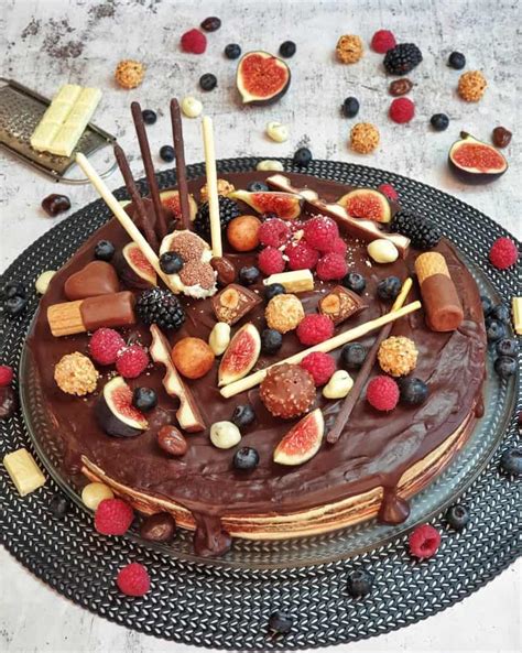 Was sind die besten kuchenrezepte unserer redaktion? Candy Cake Torte - Geburtstagskuchen | Lydiasfoodblog