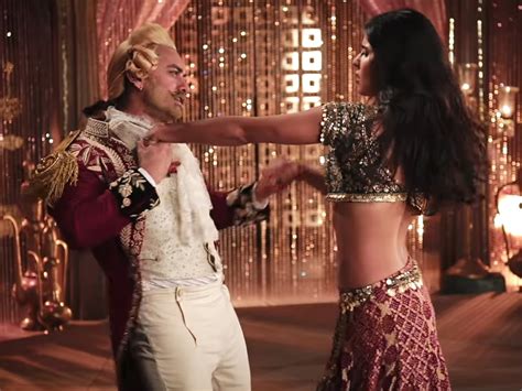 Watch Katrina Kaif Aamir Khan Rehearse For ‘surraiya Song Life And Style Business Recorder