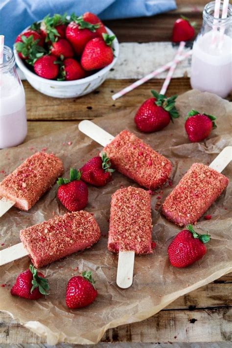 Ice cream isn't good for cats, because its sugar and milk or cream content can cause digestive problems and diarrhea. Strawberry Shortcake Ice Cream Bars (Vegan + GF) - Vegan Huggs