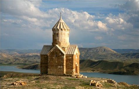 2 works search for books with subject église arménienne. zor zor church-Chaldoran-iran | Cathédrale, Église
