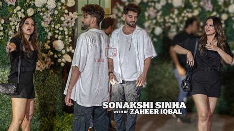 Sonakshi Sinha Arrives With Bf Zaheer Iqbal When Media Said Jodi Hit Hailook At Their