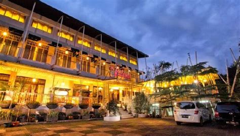 Oleh daviddiposting pada 1 desember 2018. 4 Rekomendasi Hotel Murah Bandung yang Ramah untuk Backpacker