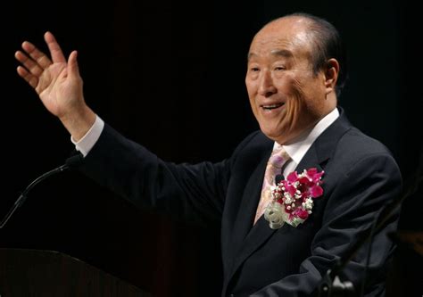 unification church founder rev sun myung moon dies at 92 in south korea