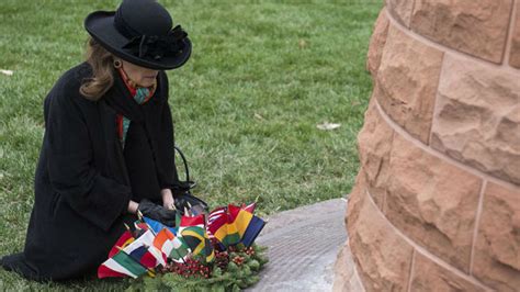 The Professional Mourners of Arlington Cemetery | Mental Floss