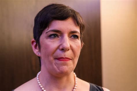 „az egyetlen, amihez az önhöz hasonló, rendkívül igyekvő, megbízói. „Gyurcsányéknál október 23-án családi hagyomány emberek ...