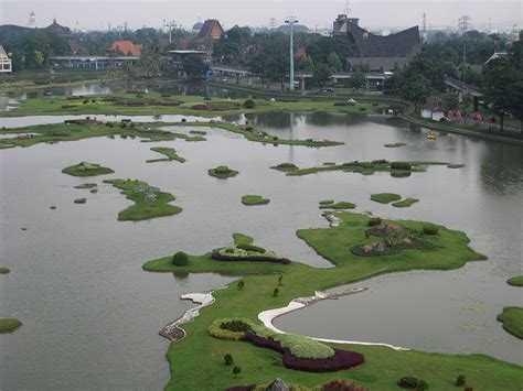Wisata Taman Mini Indonesia Indah Jakarta Timur Yoshiewafa