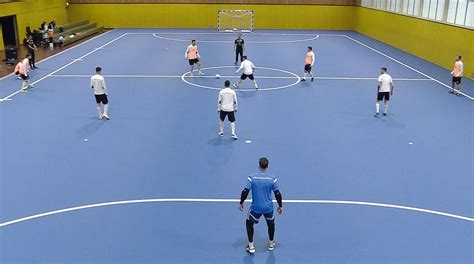 Submitted 1 month ago by brazilianfutsalclub. So trainiert die Futsal-Nationalmannschaft den Spielaufbau ...