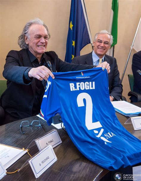 L'incontro con i pooh avvenne nel 1966 durante una esibizione al piper di. Sia - Società Italiana di Andrologia