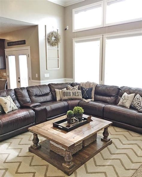 See more ideas about furniture, coffee table, sofa table. Brown leather sectional and her DIY coffee table for #wednesdaywooddecor and the cute little ...