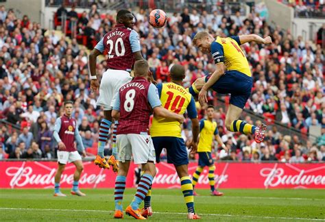 Aston Villa V Arsenal Fa Cup Final Action From Wembley Birmingham Live