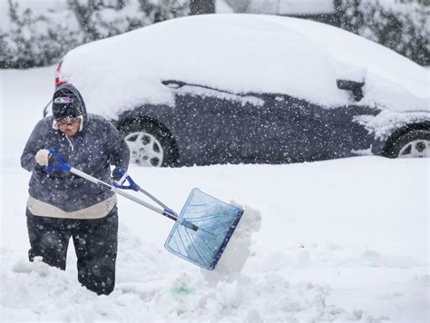 Deadly Massive Winter Storm Hits Southeast Leaving Hundreds Of Thousands Without Power Wmix