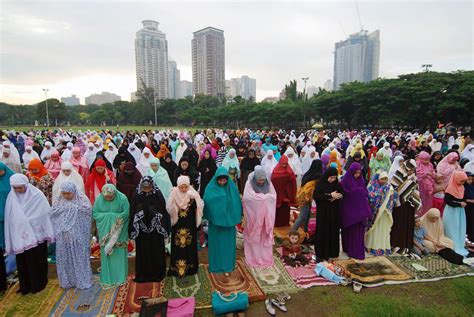 An invitation to feast for every muslim, eid is a time of sharing and expressing love, peace and friendship. The Eid Al-Fitr Celebration Marks the End of Ramadan for ...