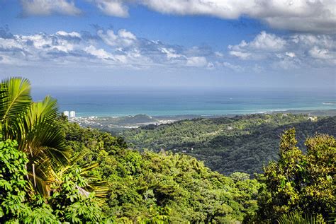 10 Reasons To Visit Puerto Rico