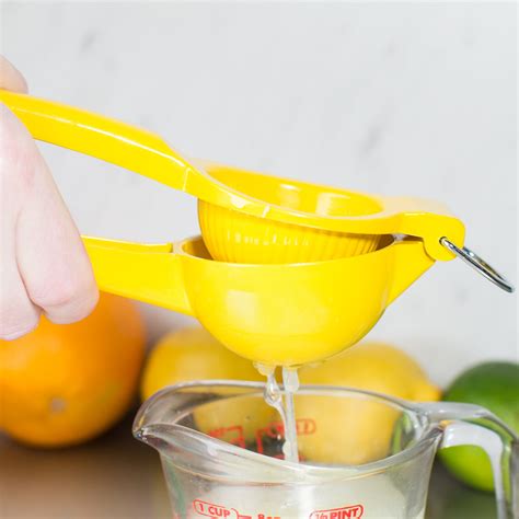lemon squeezer hand juice citrus squeezing held webstaurantstore juicer fruits lemons much aluminum worth oranges juicing yellow