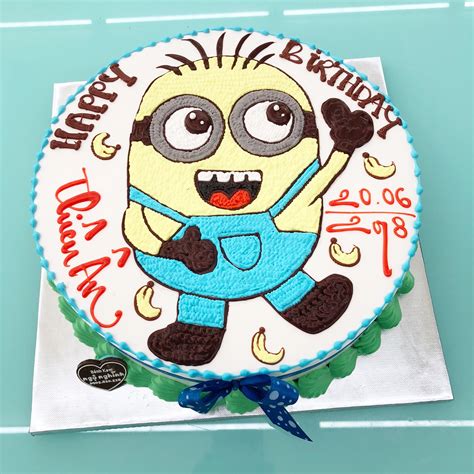 Check spelling or type a new query. Bánh kem sinh nhật vẽ hình minion và quả chuối tinh nghịch ...