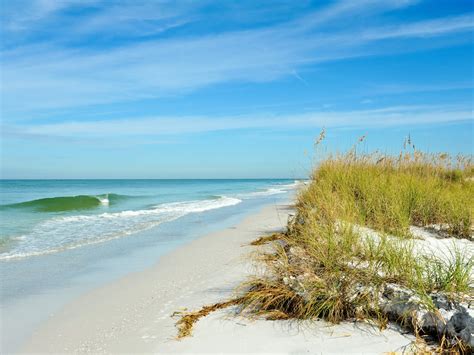 The 8 Best Beach Towns Near Tampa For Every Traveler Vacasa