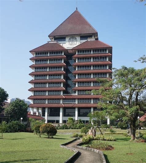 40 Universitas Terbaik Di Indonesia Homecare24