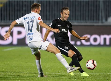 He is 24 years old from norway and playing for molde fk in the norway eliteserien (1). Report: Leeds United want to sign Molde midfielder Fredrik ...