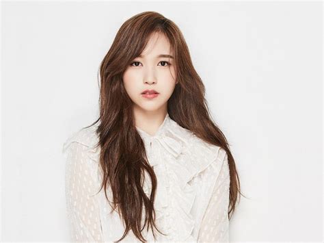 K Pop Corner Twice Member Mina Diagnosed With Anxiety Disorder Music