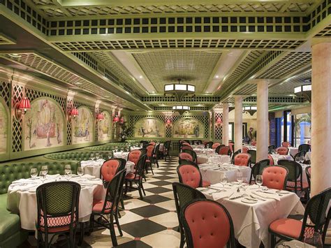 15 Most Famous Restaurants In New Orleans