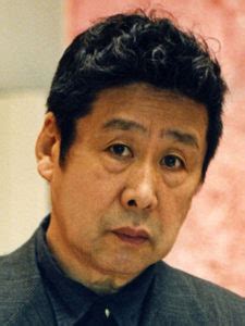 The site owner hides the web page description. 横尾忠則の妻は？結婚して家族の子供(娘・息子)自宅(家)年収は ...
