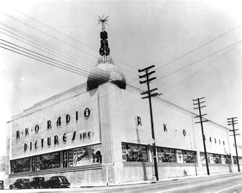 Rko Movie Studios At The Northeast Corner Of Melrose Ave And Gower St