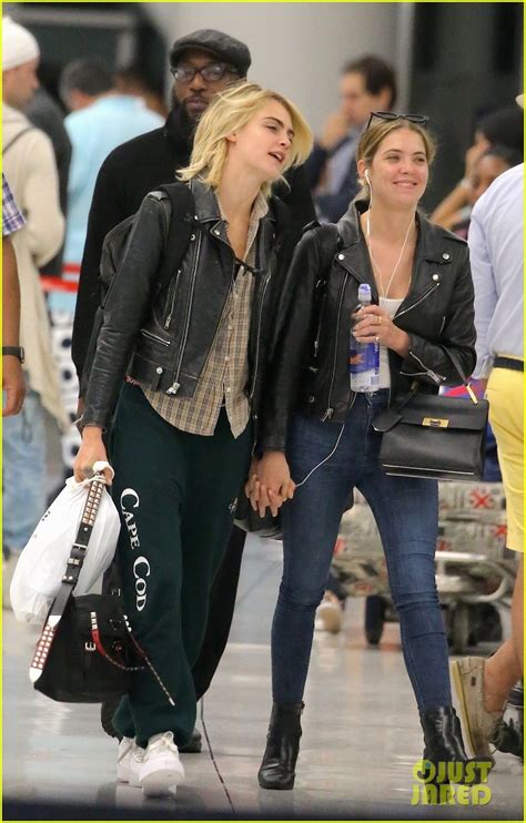 Cara Delevingne And Ashley Benson Pack On The Pda After Confirming Relationship Photo 4311707
