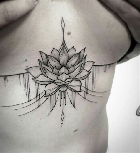 Lotus Sternum Tattoo Tattoo Unterschenkel Sternum Tattoo T Towierungen