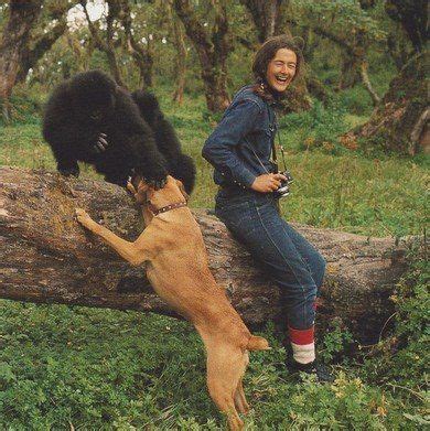 Simon pegg, nick frost, jane lynch, kristen wiig, jason bateman, sigourney weaver, bill hader. Dian Fossey with Coco, Pucker Puss and dog Cindy | Women ...