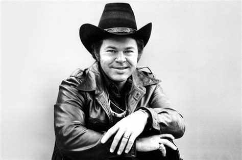 Hee Haw Host And Legendary Country Superpicker Roy Clark Dies At 85 Billboard