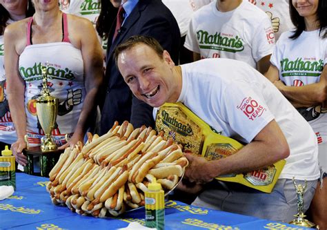 Hot Dog Eating Contest Results Joey Chestnut Wins Yahoo Sports