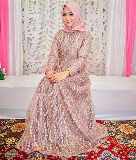 7 Model Baju Hijab 2021 Yang Lagi Hits Di Indonesia Gamis